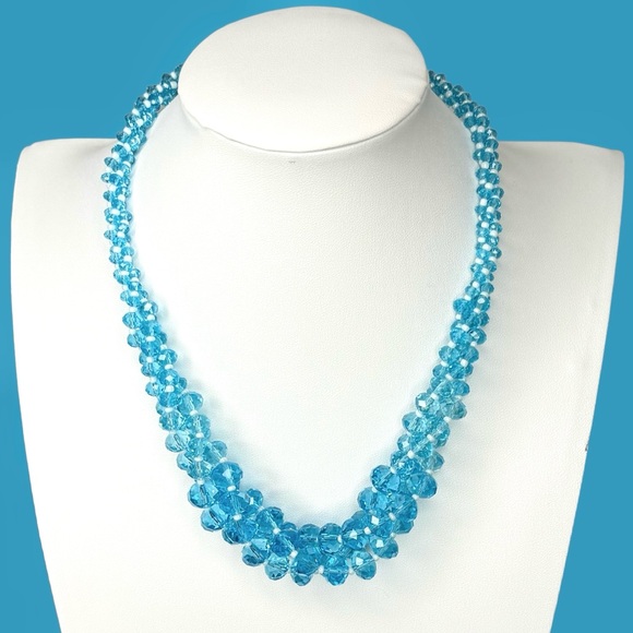 Stunning Blue & White Beaded Statement Necklace - Picture 3 of 15